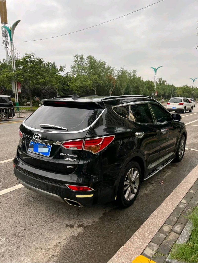 北京13年现代新胜达6