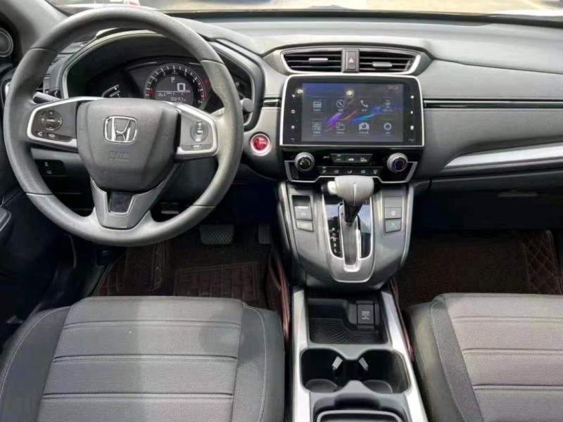 中山18年本田CR-V8