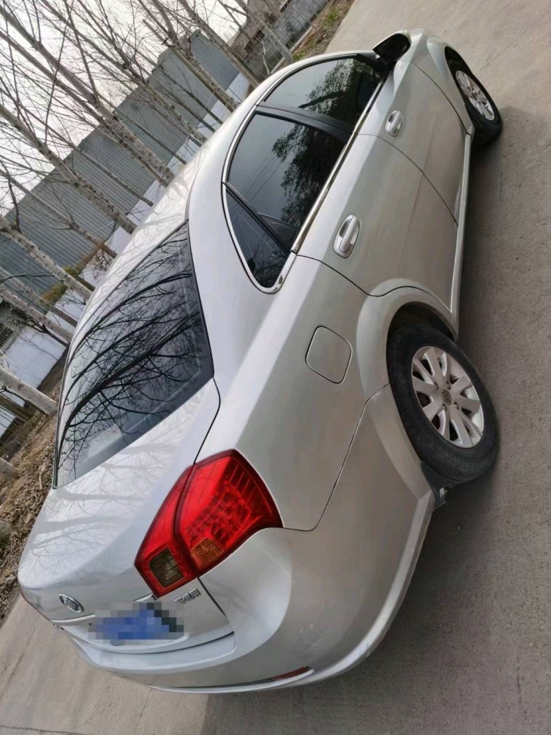 烟台13年别克君越9