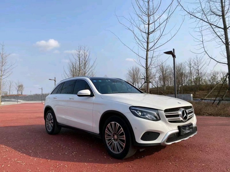 烟台17年奔驰GLC3