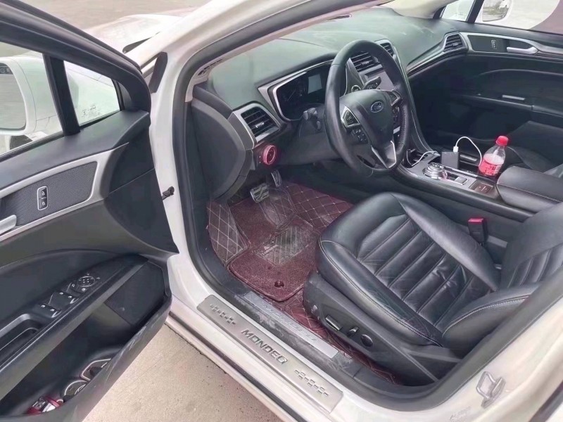 济宁18年福特蒙迪欧3