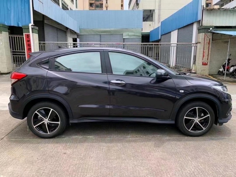 中山21年本田缤智2