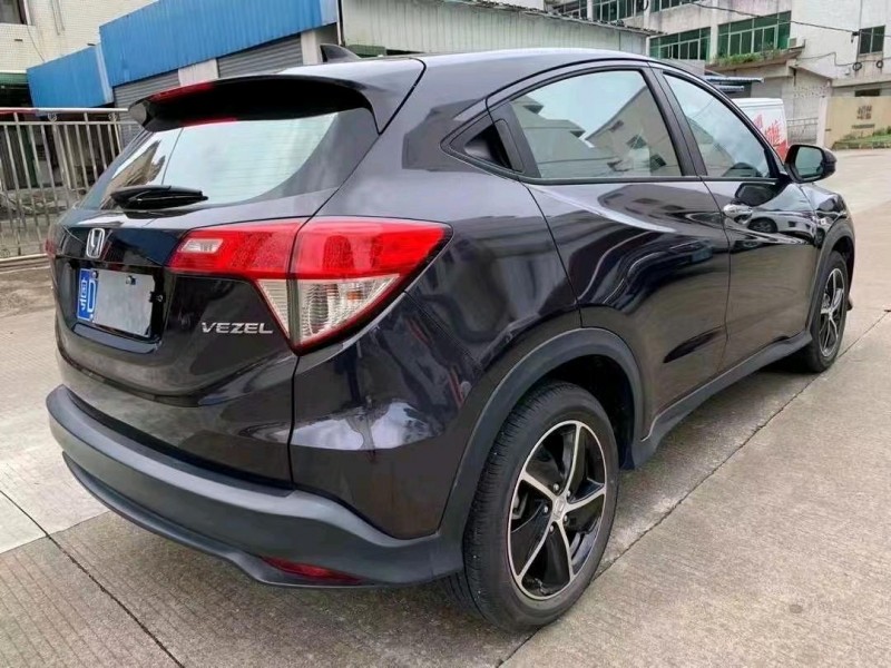 中山21年本田缤智5