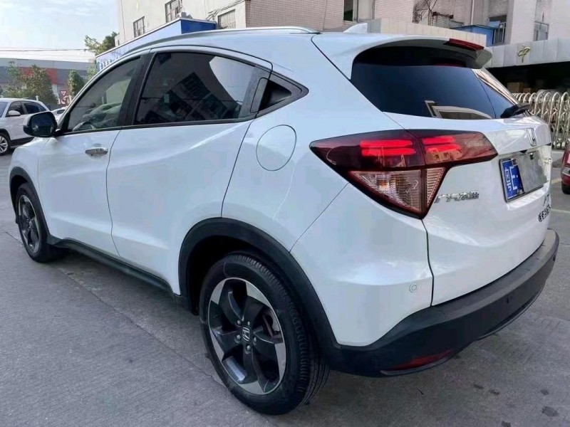 中山18年本田缤智6