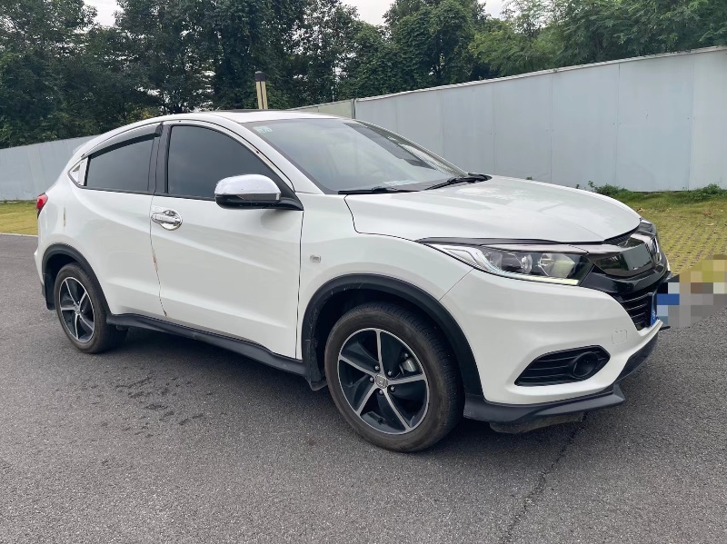 东莞21年本田缤智4