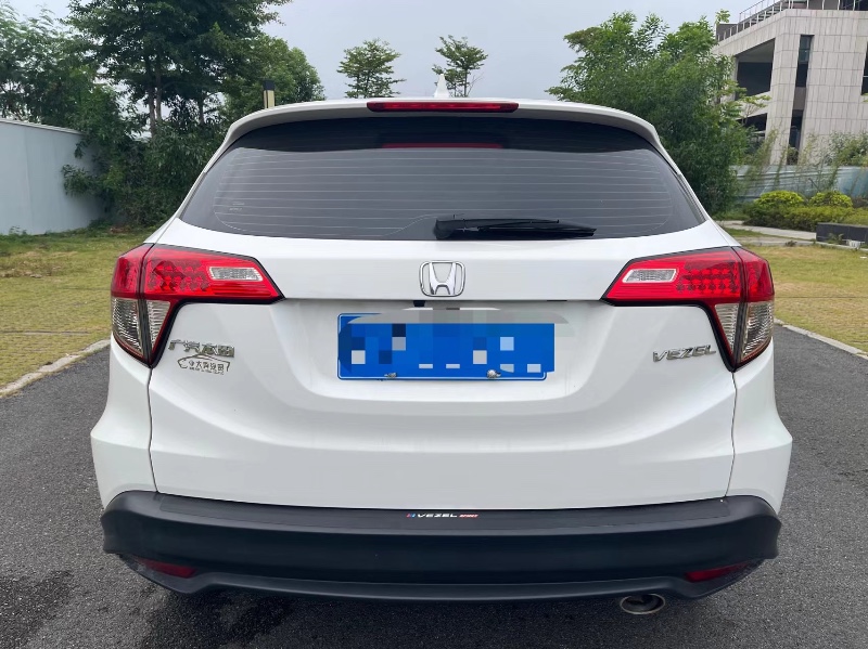 东莞21年本田缤智2