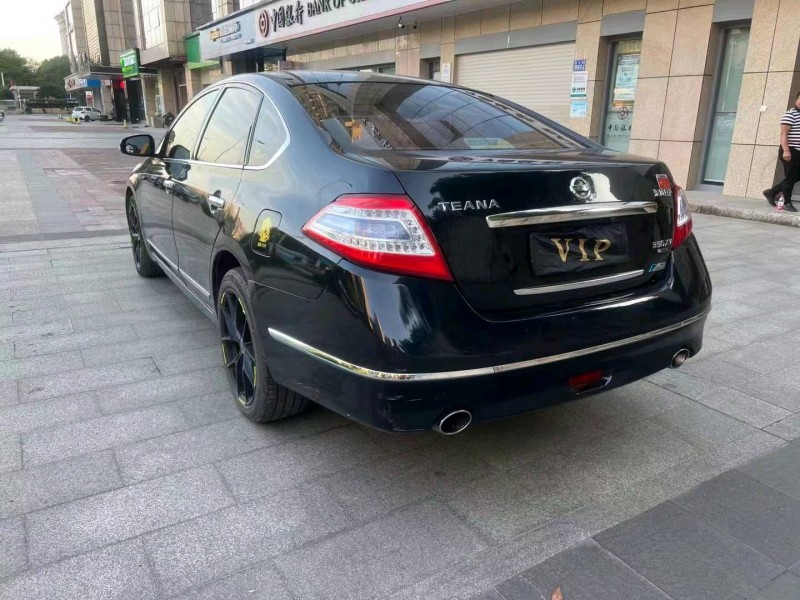 邵陽13年日產天籟3