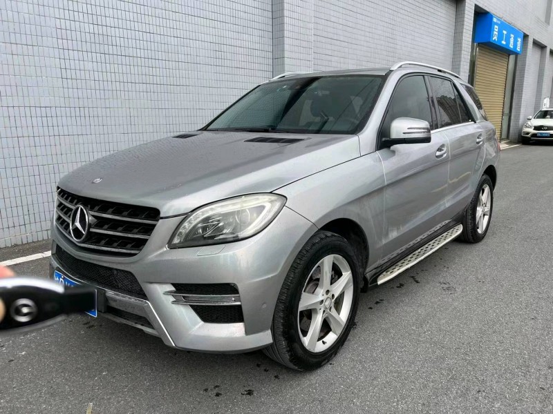 广州13年奔驰ML2