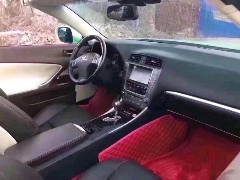 北京11年雷克萨斯IS9