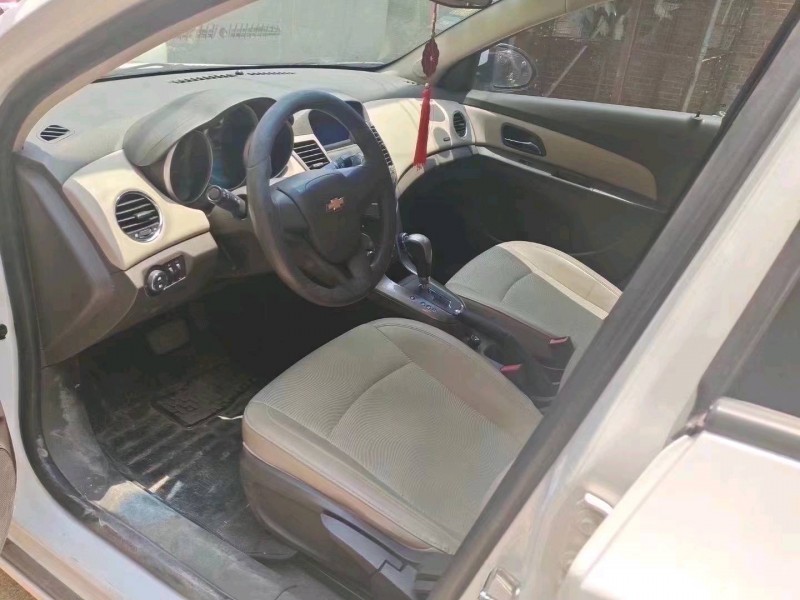 北京15年雪佛兰科鲁兹7