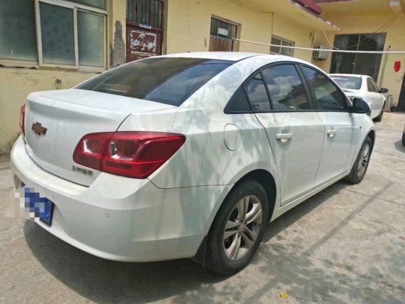 北京15年雪佛兰科鲁兹6