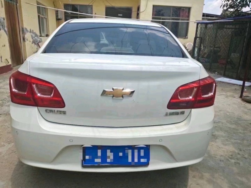 北京15年雪佛兰科鲁兹8