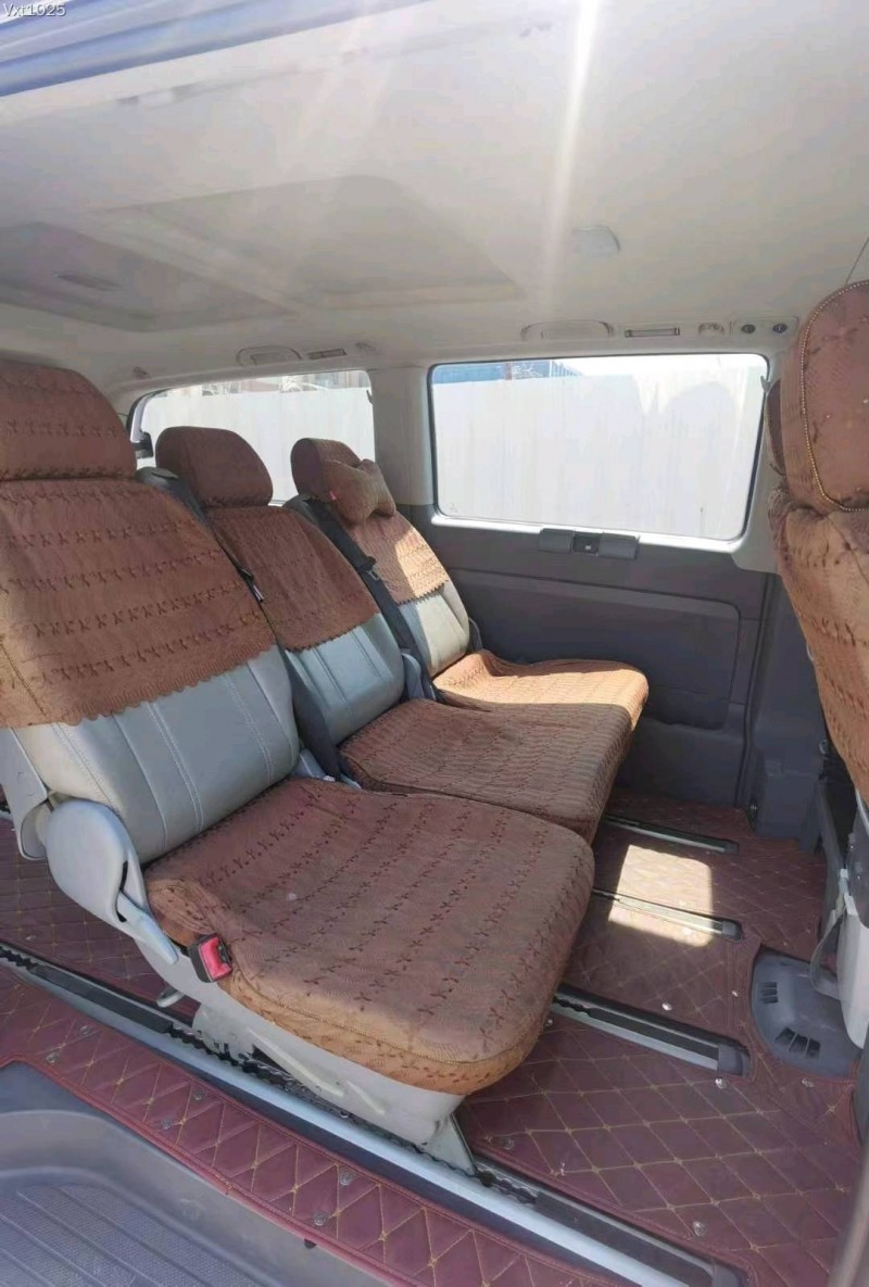 广州11年奔驰威霆5