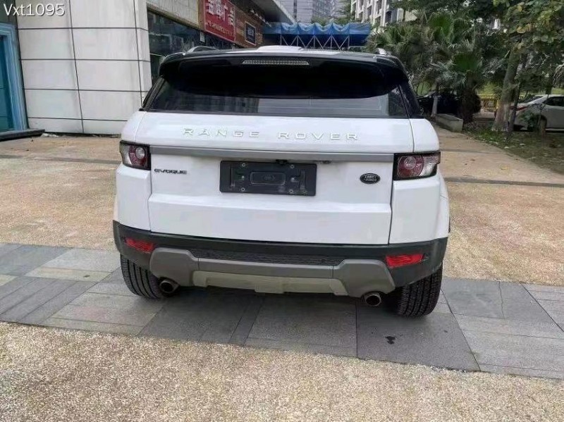 广州15年路虎极光8