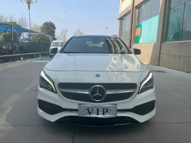 徐州17年奔驰CLA7