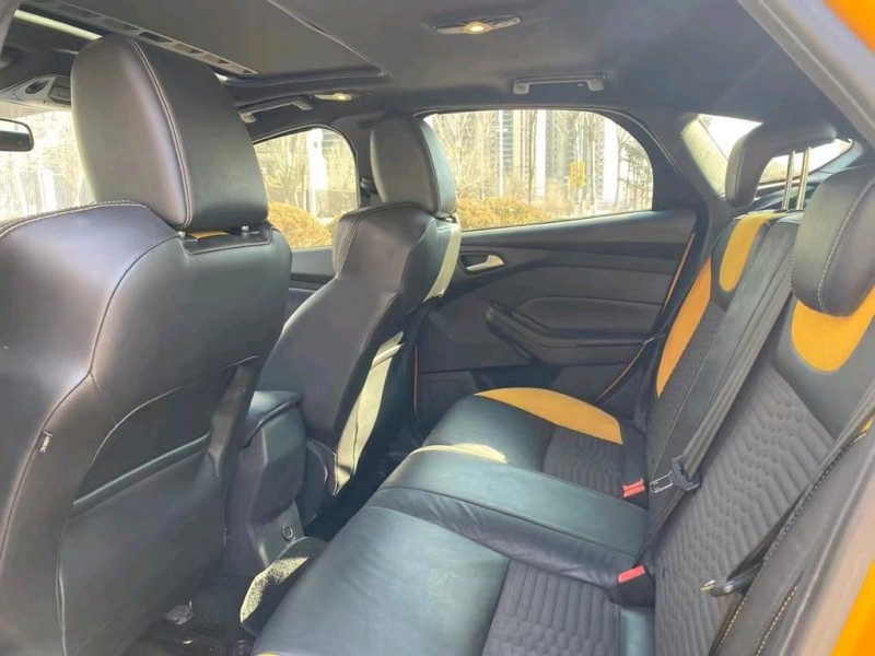 沈阳13年福特福克斯8