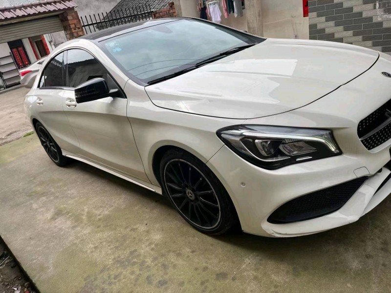 徐州18年奔驰CLA3