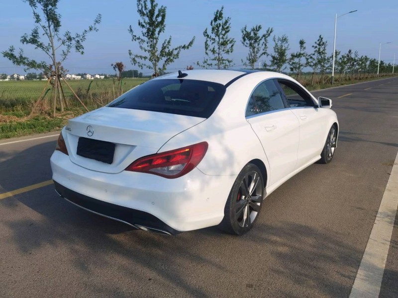 徐州18年奔驰CLA2