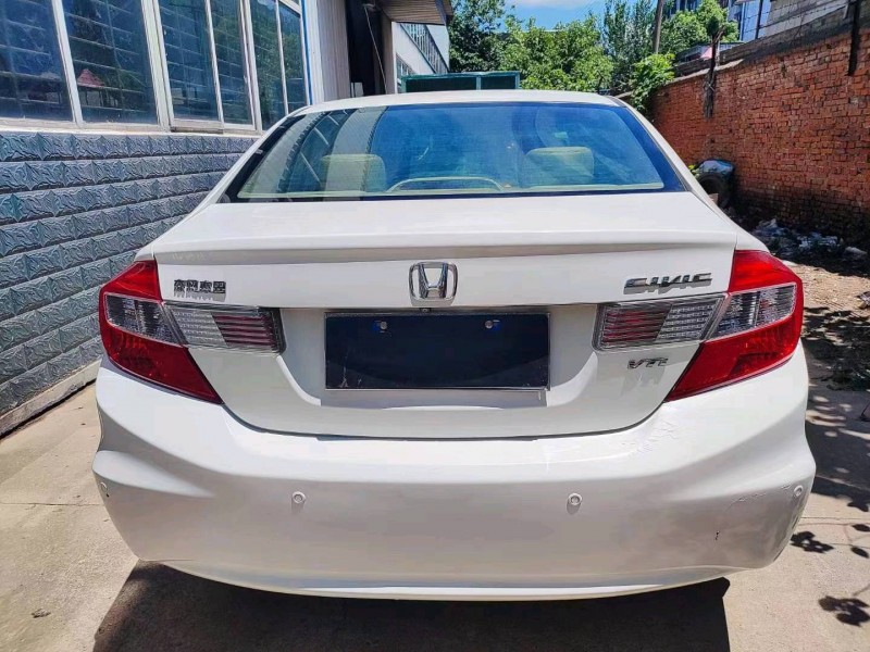 武汉13年本田思域5