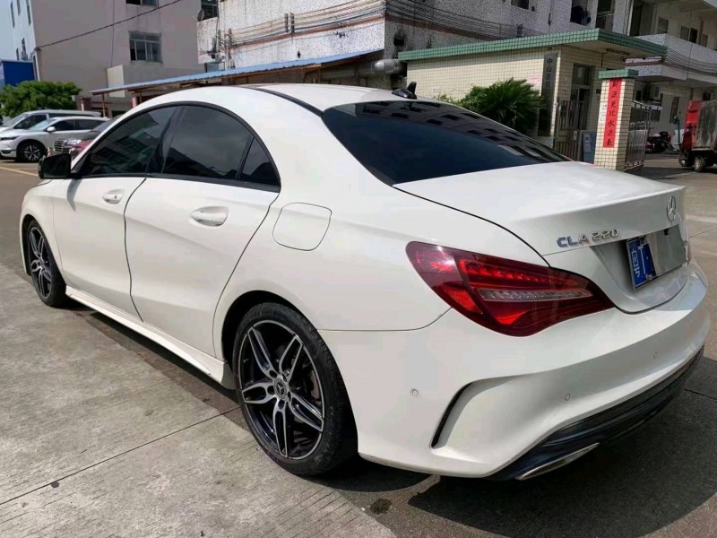 中山18年奔驰CLA5