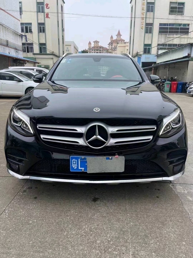 中山18年奔驰GLC1