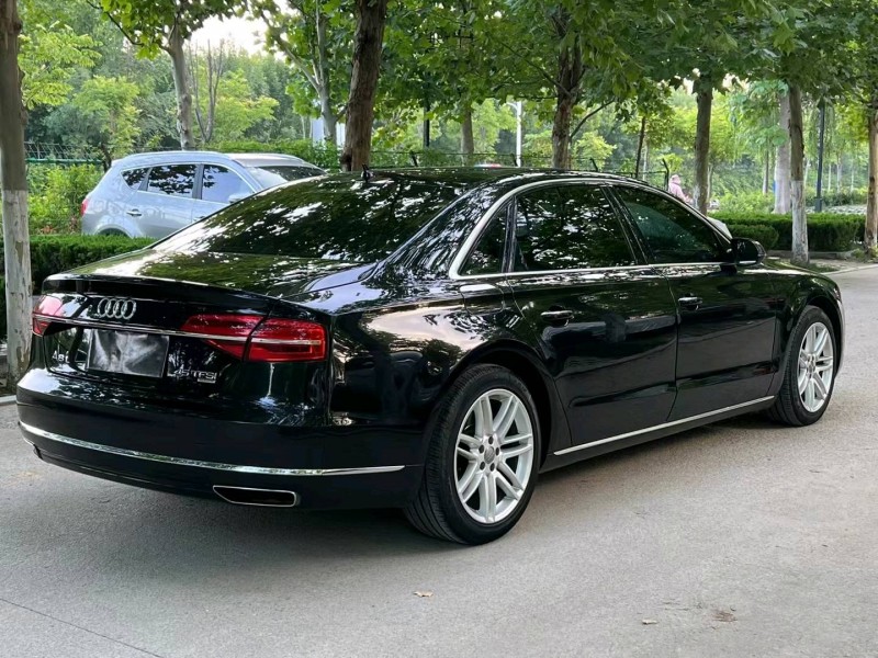 聊城17年奧迪A8L7