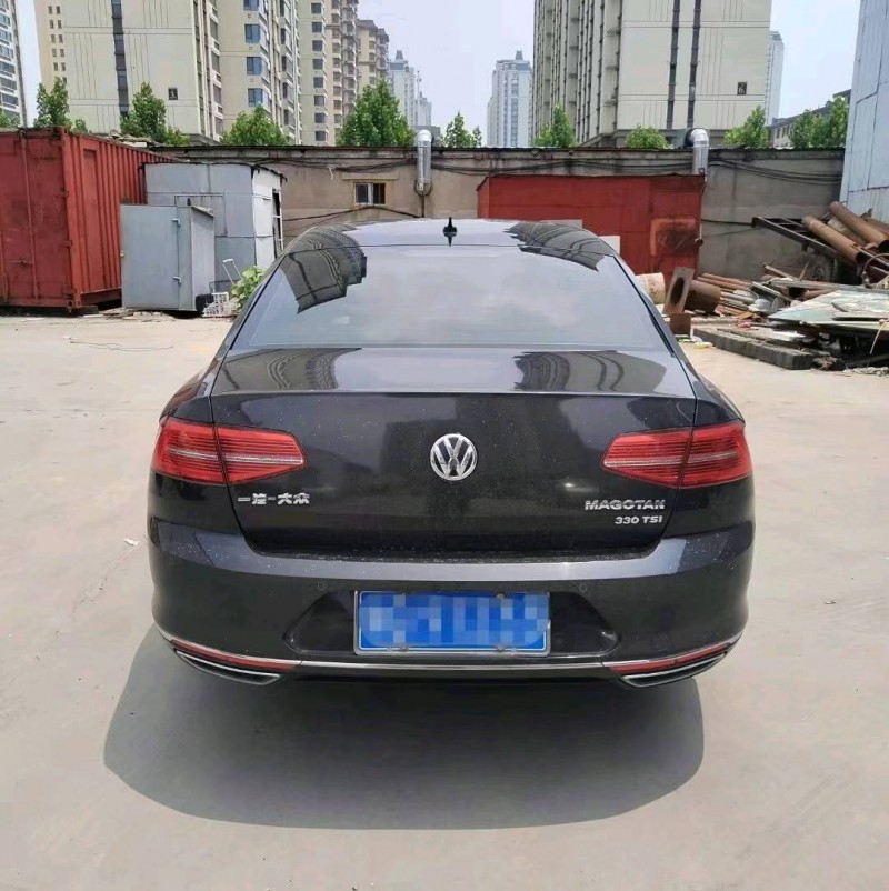 郑州20年大众迈腾8