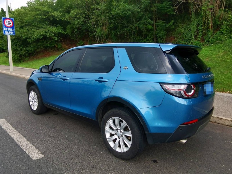 成都18年路虎发现神行7