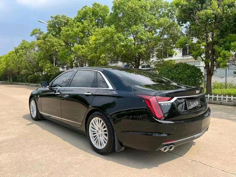 盐城20年凯迪拉克CT67