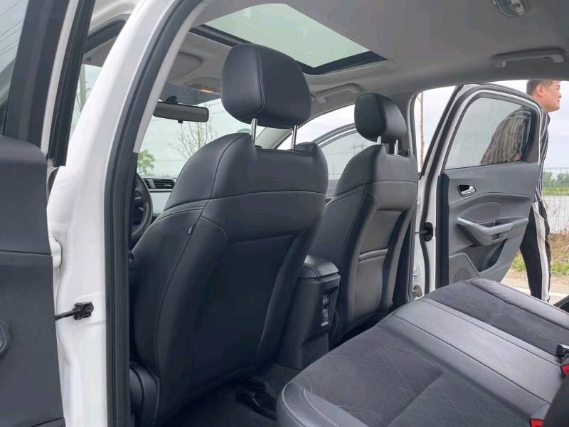 徐州19年福特福睿斯5