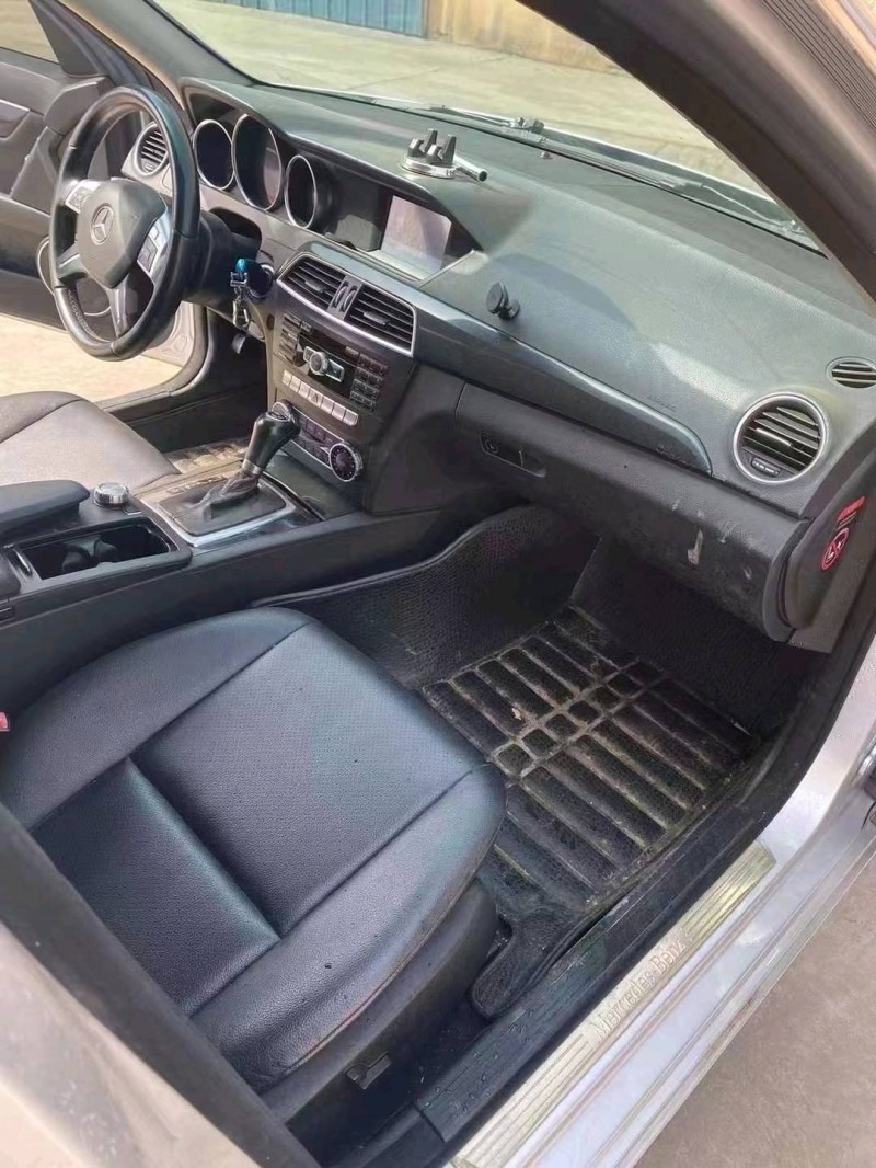 济宁13年奔驰C5