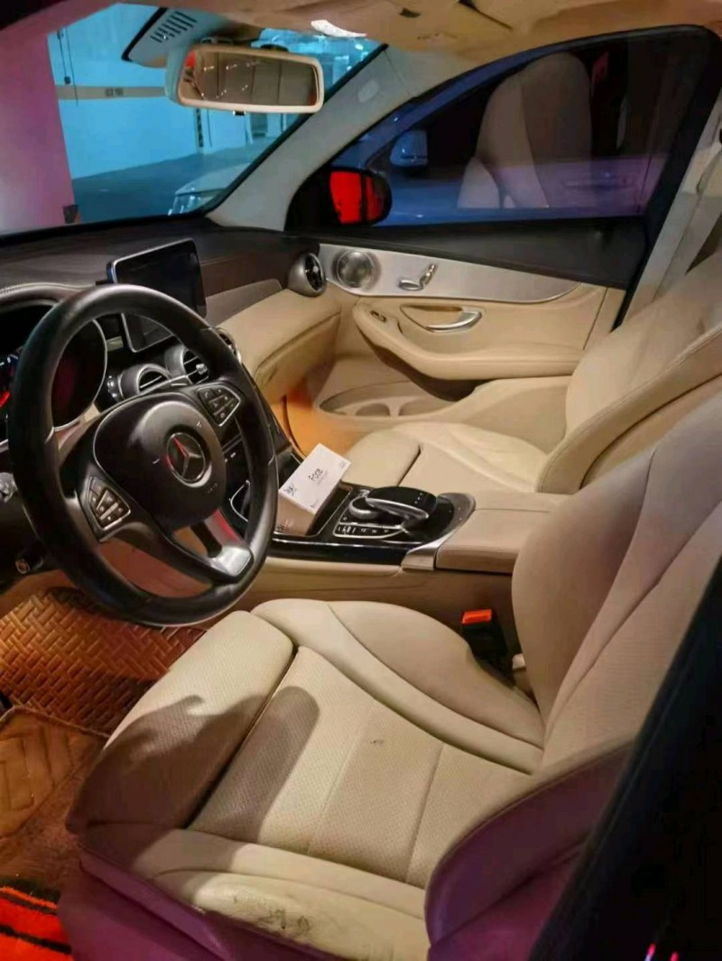 北京17年奔驰GLC2