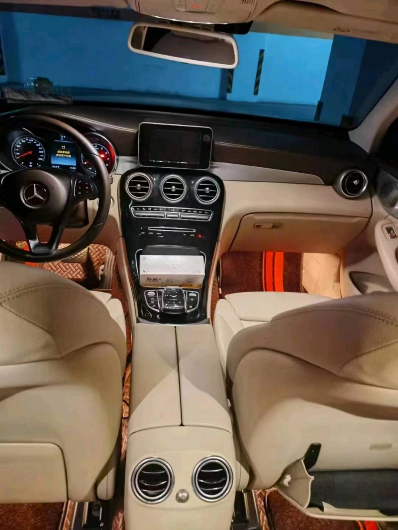 北京17年奔驰GLC5