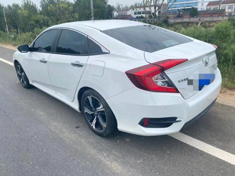 烟台19年本田思域6