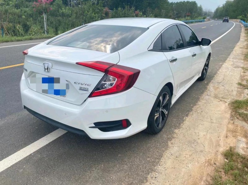 烟台19年本田思域3