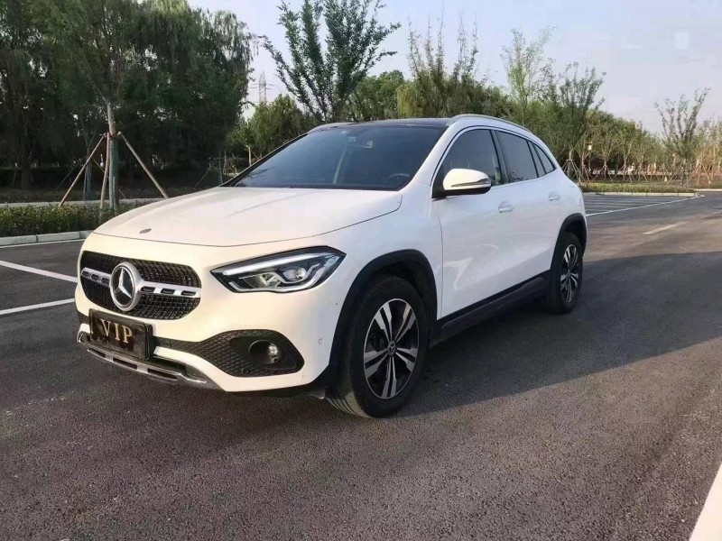 徐州20年奔驰GLA2