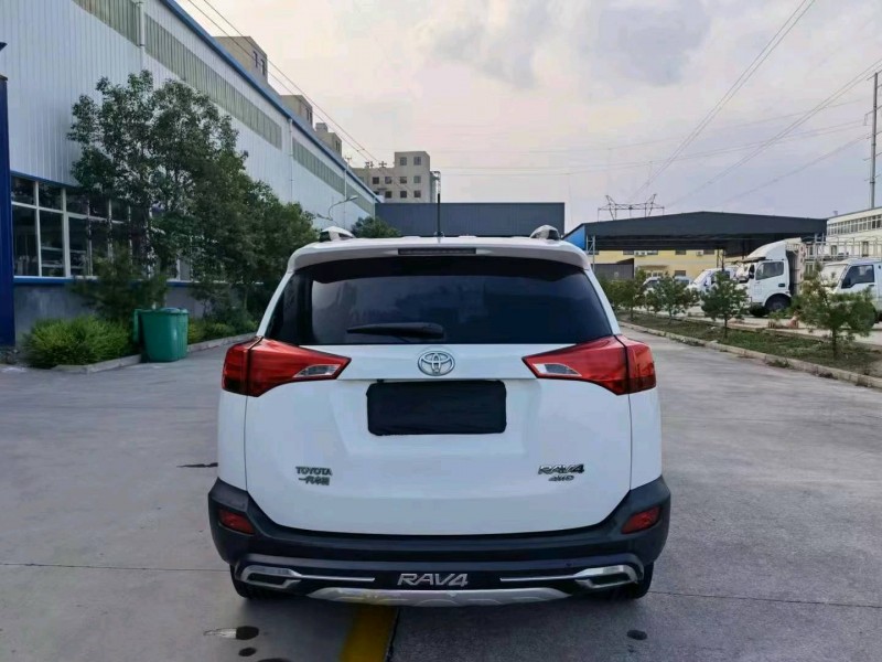 烟台14年丰田RAV4荣放8