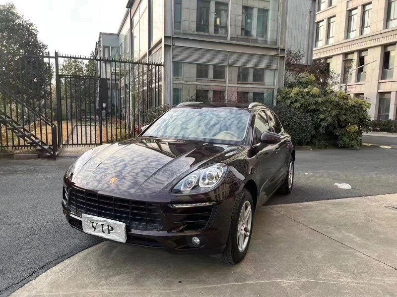 上海16年保時捷Macan9