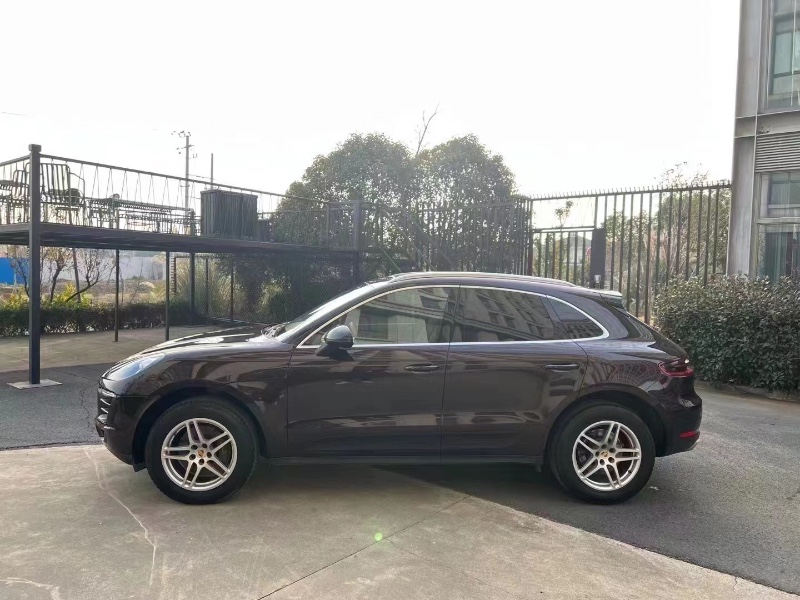 上海16年保時捷Macan8