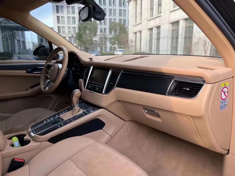 上海16年保時捷Macan4
