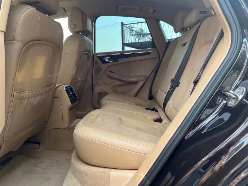 上海16年保時捷Macan2