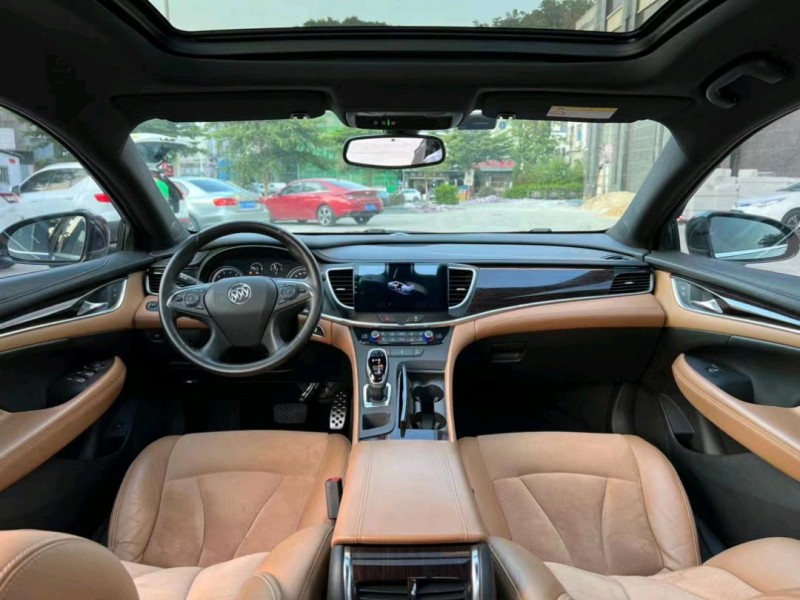 东莞17年别克君越6