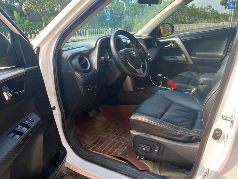 广州14年丰田RAV4荣放5