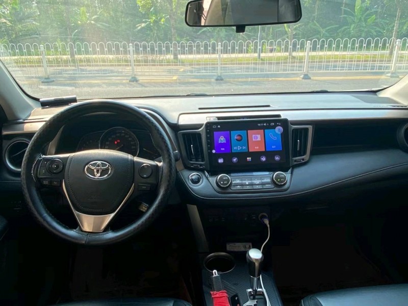 广州14年丰田RAV4荣放3