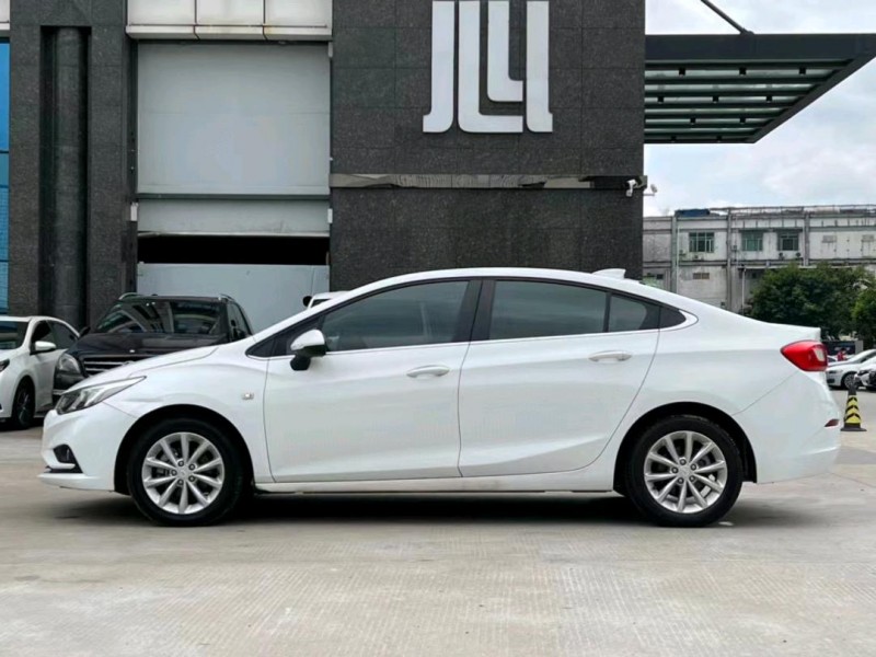 东莞17年雪佛兰科鲁兹4