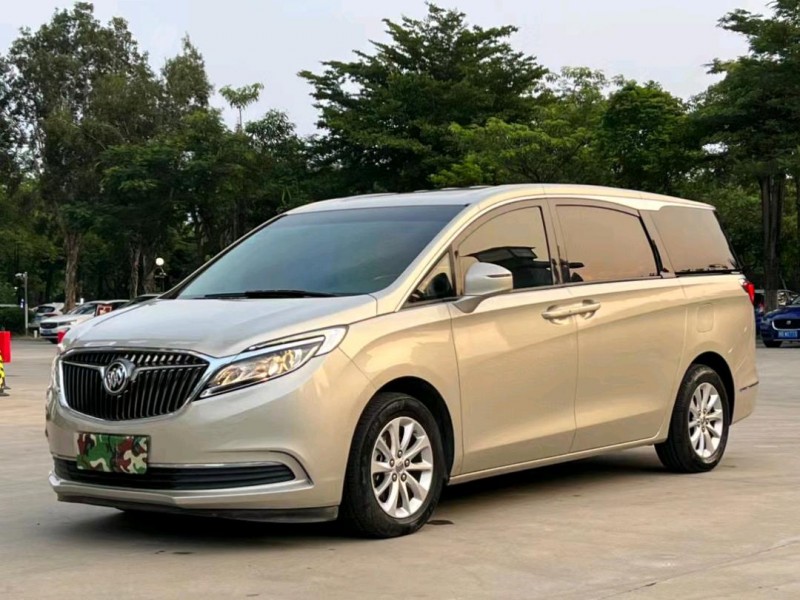 东莞17年别克GL83