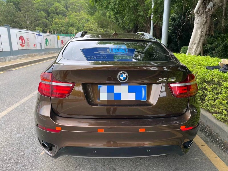 广州14年宝马X68