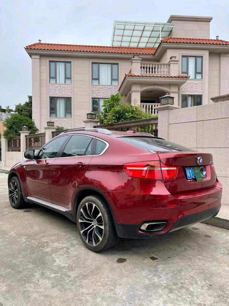 广州11年宝马X67