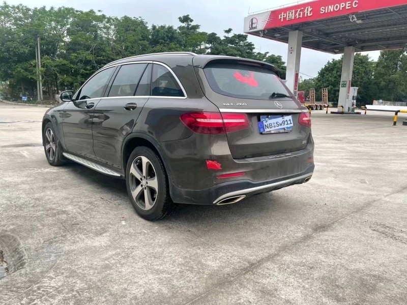 广州17年奔驰GLC2