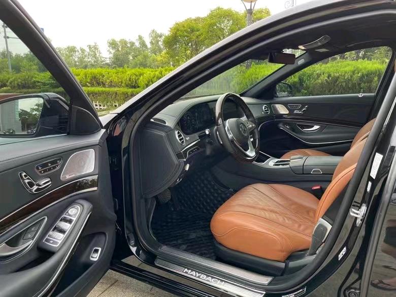 盐城21年奔驰迈巴赫S级4